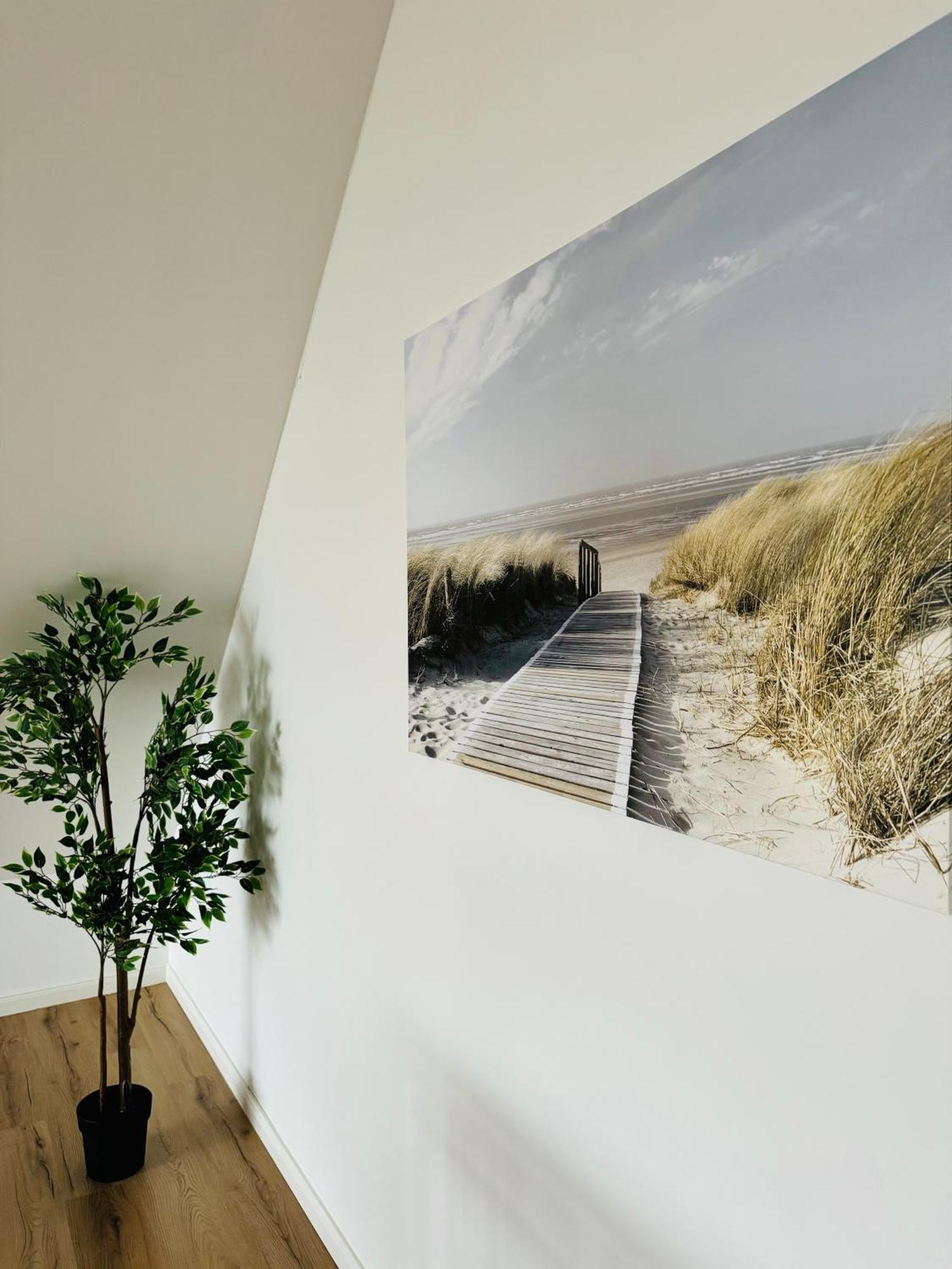 Traumhaftes Familiendomizil In Scharbeutz - Strand 500M, Kostenlos Parken, Garten Екстериор снимка